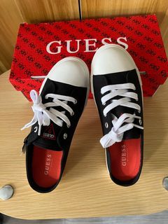 休闲鞋 Guess 37 (Korea 240)