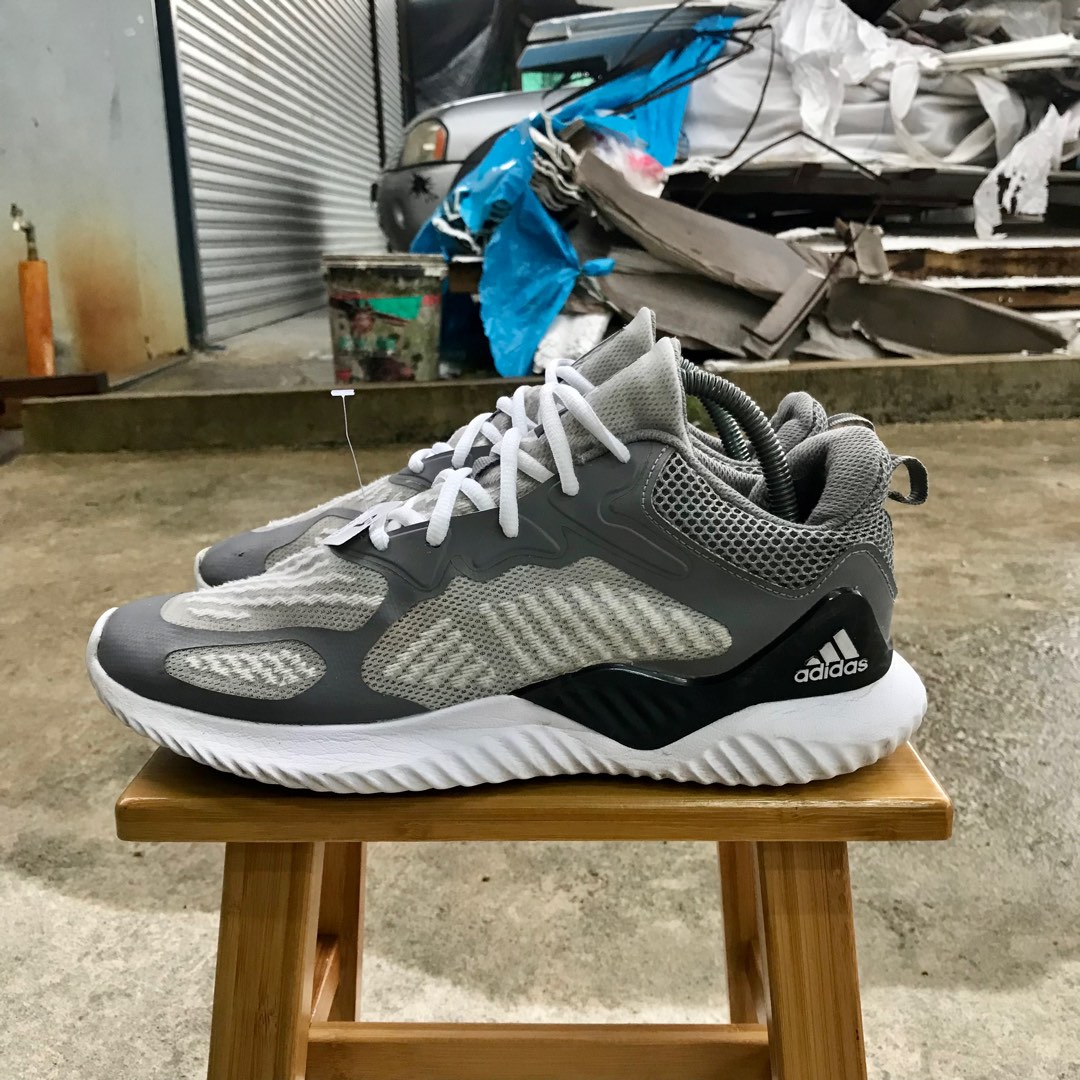 Jogging adidas nike store