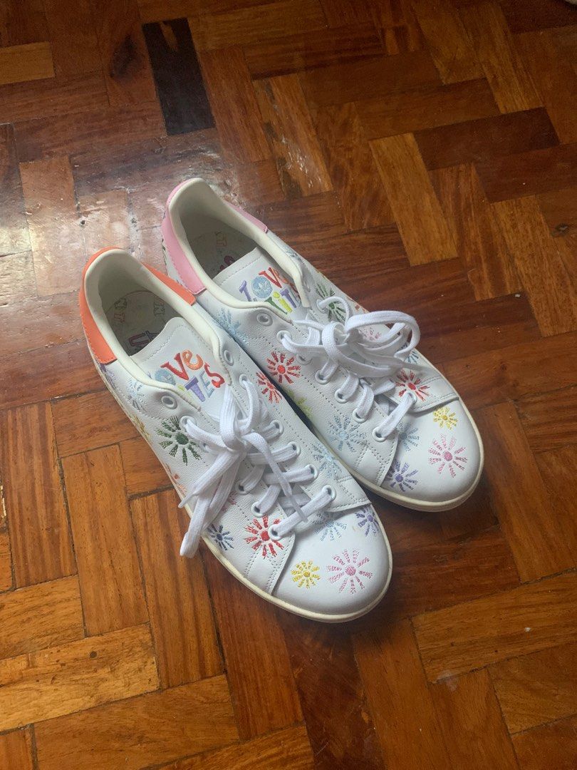 Adidas Love Unites Sneakers (Category: Sneakers) located in Pasig City. Submitted by jkb2k (Listing ID 1238869279, Image 1). Description: Size 42 or US 8.5 Barely any wear at all Negotiable RFS: Decluttering .
