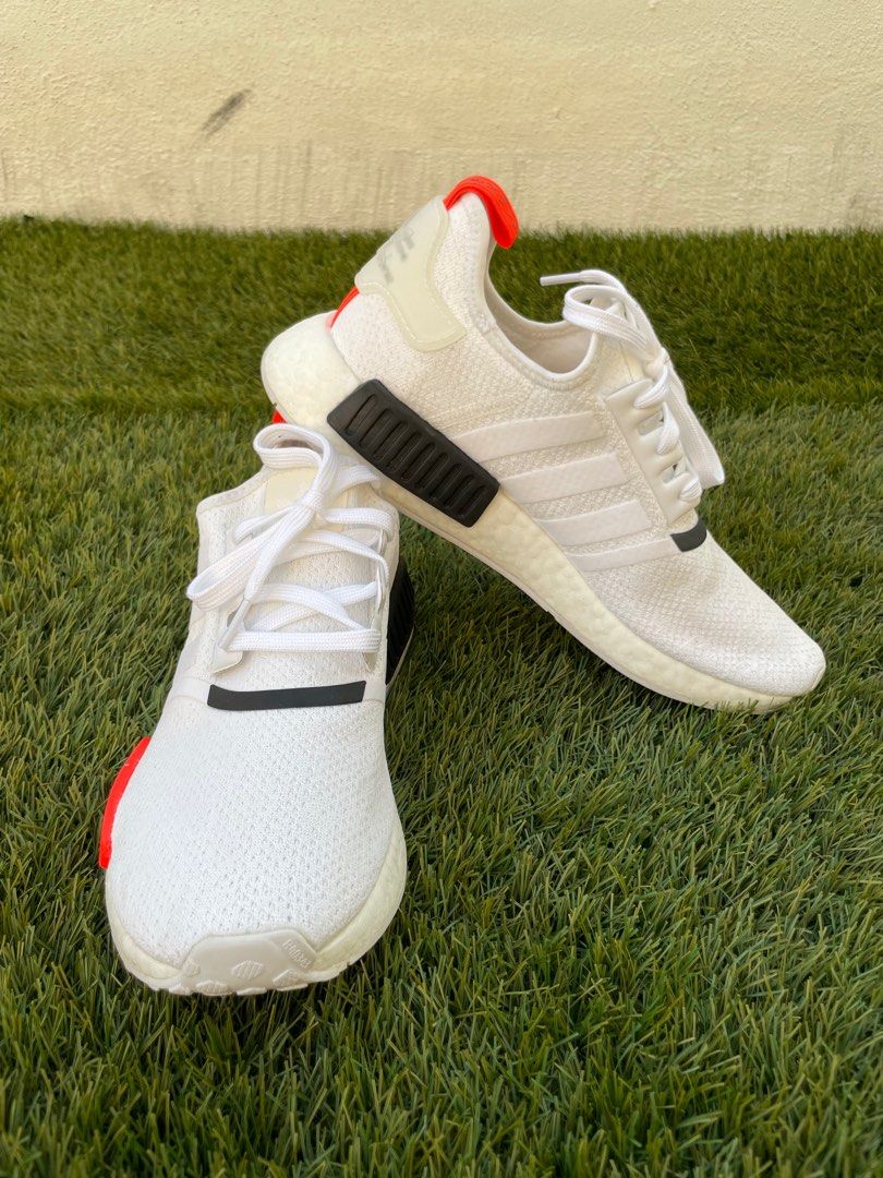 Nmd r1 white red top
