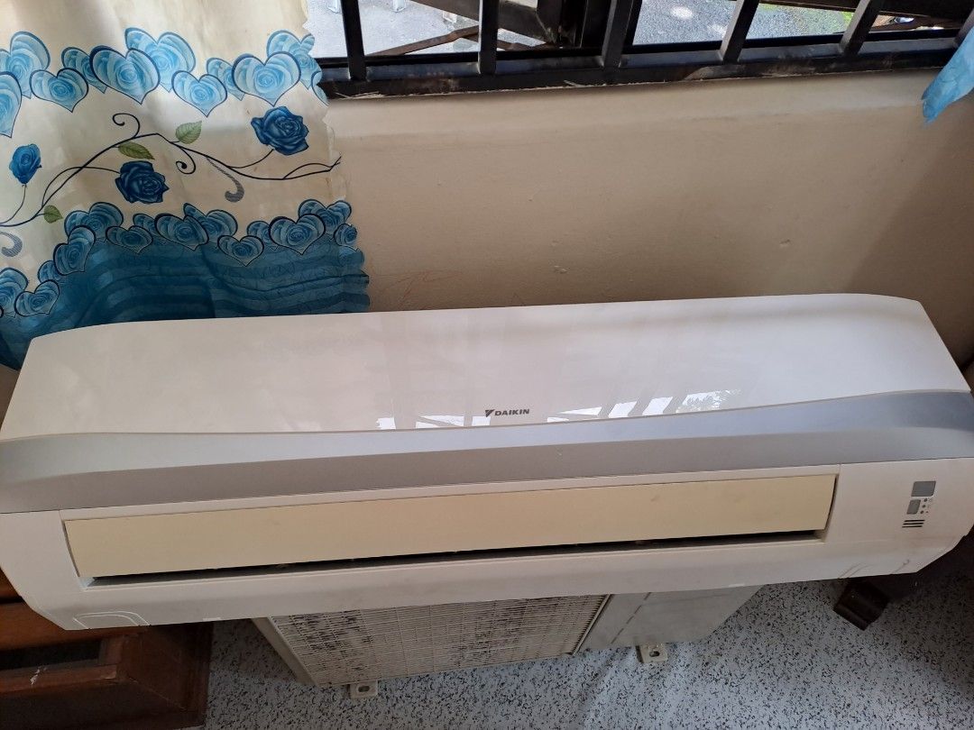 Aircond inverter PCB board rosak, TV & Home Appliances, Air