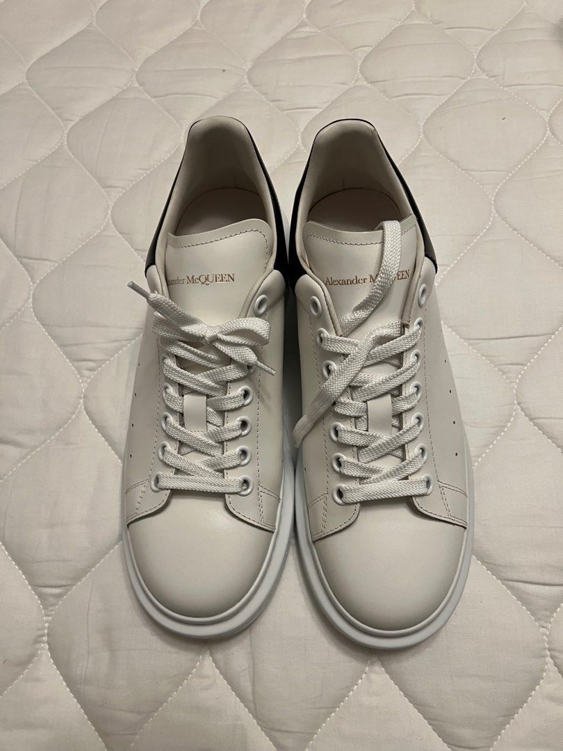 Mcqueen discount alexander sneakers