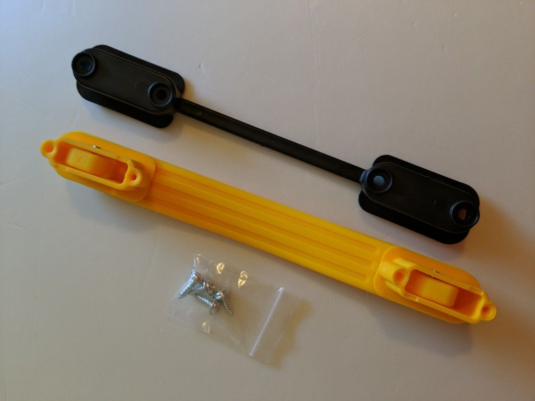 * American Tourister yellow suitcase handle to fix broken luggage