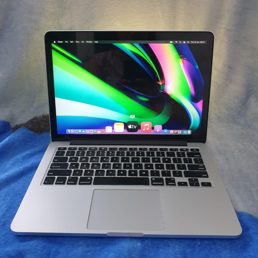 Apple MacBook Pro 13 inch Early 2015 Retina Display SSD 512 Gb