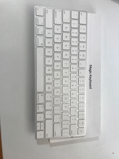 Apple Magic Keyboard wireless