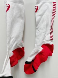 ASICS 日本購入 全新紅白配色 足球襪 中長筒