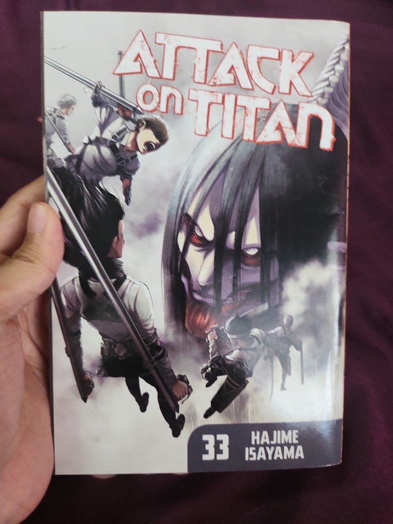 ATTACK ON TITAN MANGA VOLUMES & CHARACTER ENCYCLOPEDIA, Hobbies & Toys