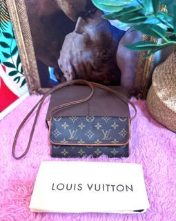 FASTBREAK Authentic Louis Vuitton Lv Danube Mens Sling