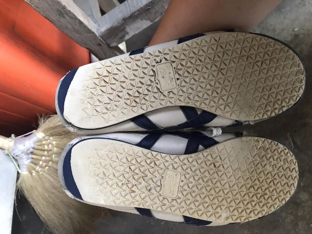 onitsuka tiger authentic