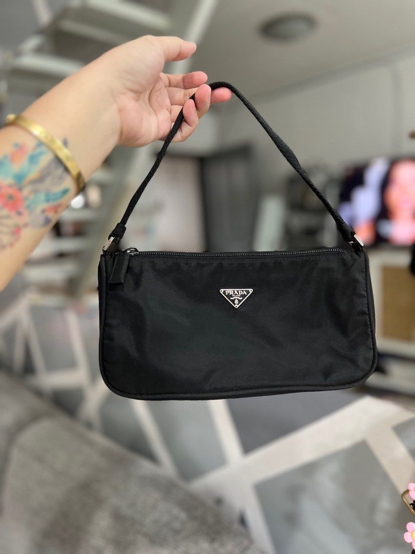 Leather small bag Prada Black in Leather - 41746026
