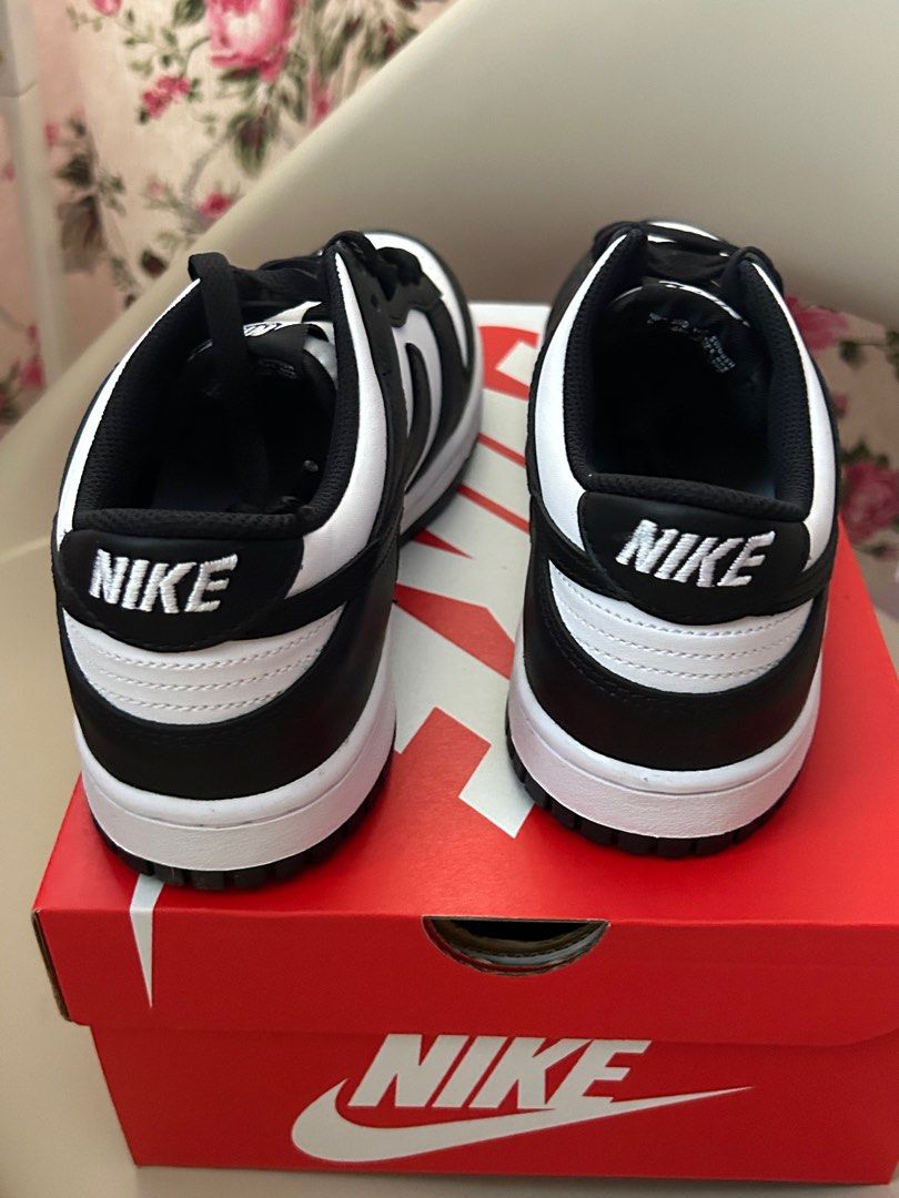 BNDS Nike panda dunk Low GS 6.5Y