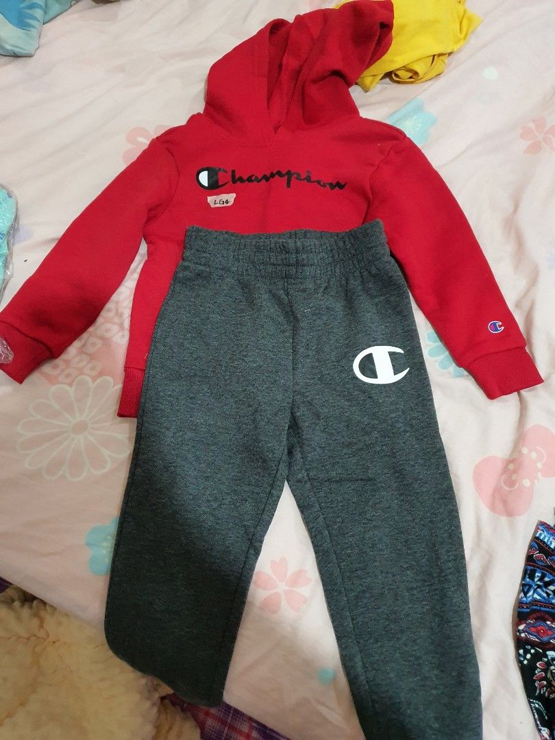 Champion store sweatsuit boys