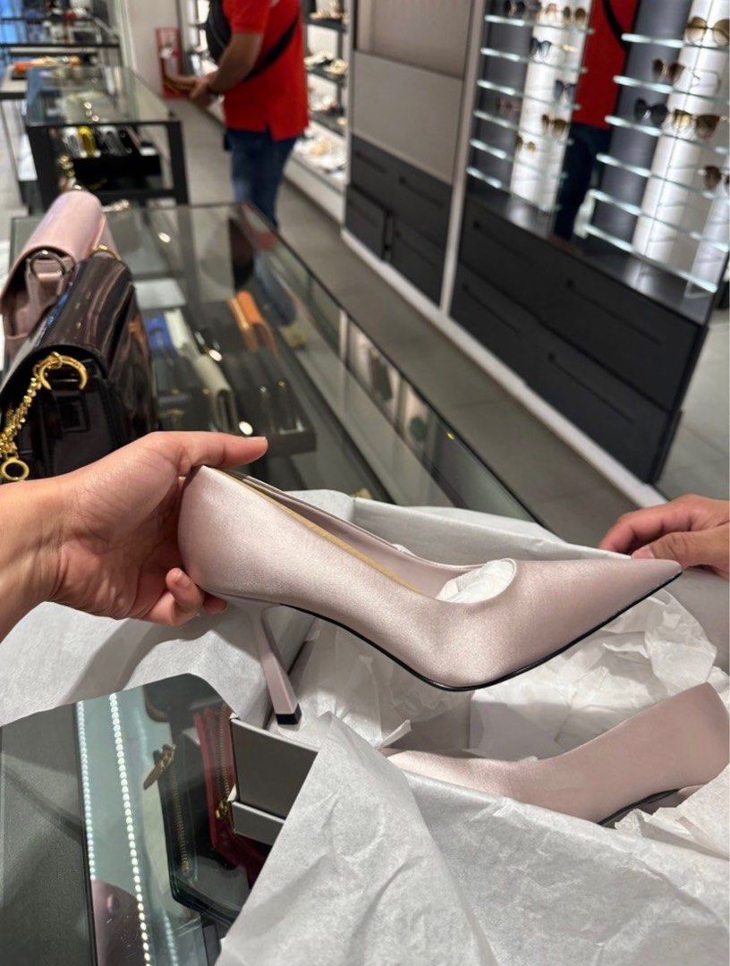 Charles & Keith Satin Closed Heels (Category: Heels) located in Manila. Submitted by cabbb939 (Listing ID 1238809544, Image 1). Description: Bought here and used once for graduation Has a purple tint to it . Im size 35 and it’s perfect in length but i have very thin feet so it’s loose on me but otherwise, this is a beautiful pair. Has slight signs of use but selling low retails for 3.5k.