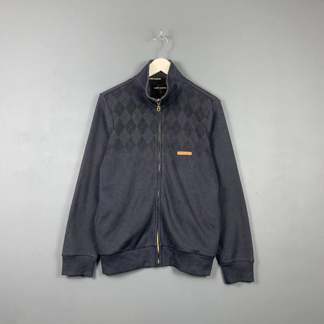 Claudio valentino sweater clearance