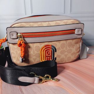 (Kategori: ) berada di . Dikirim oleh lemarioutfitku (ID iklan 1238829345, Gambar 1). Deskripsi: .