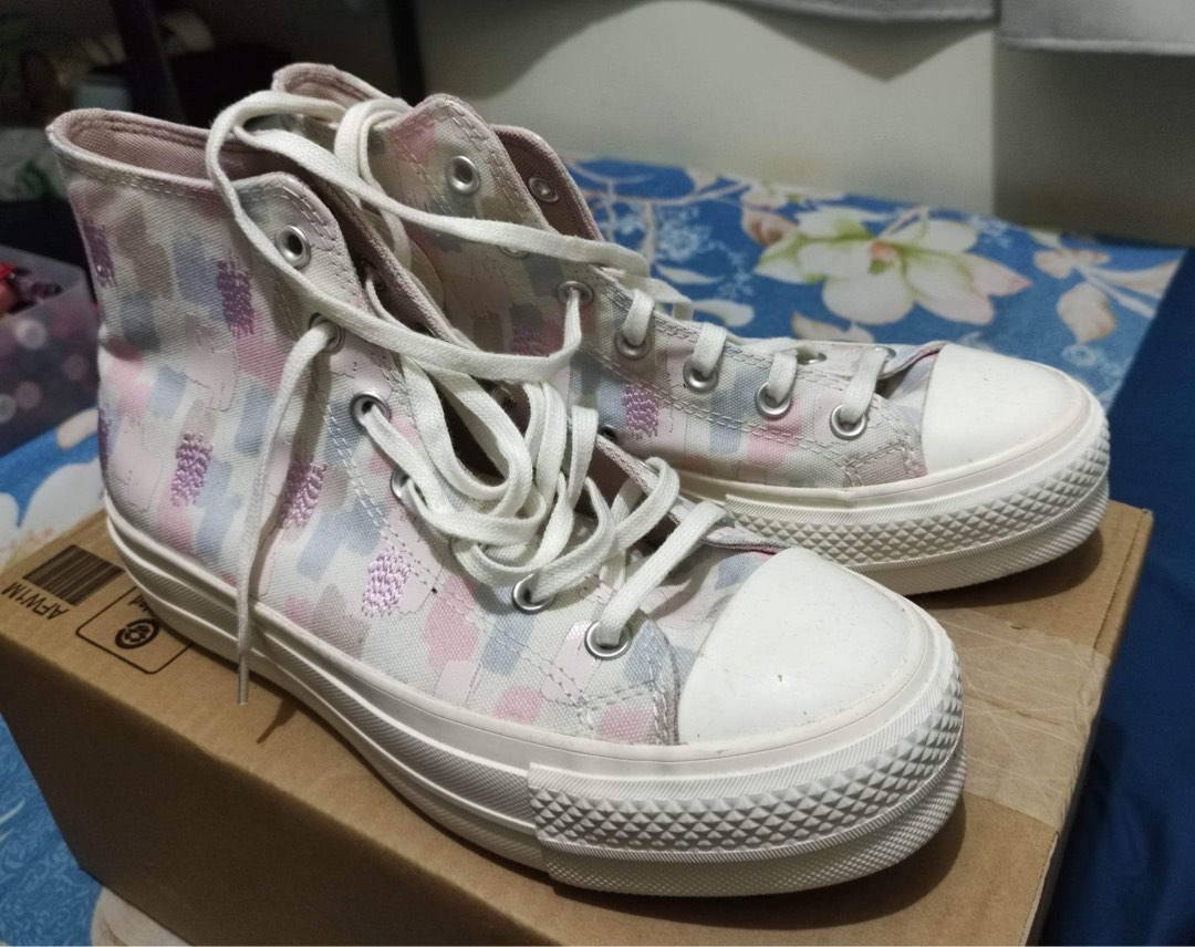Converse Chuck Taylor All Star Lift printed sneakers in arctic pink on ...