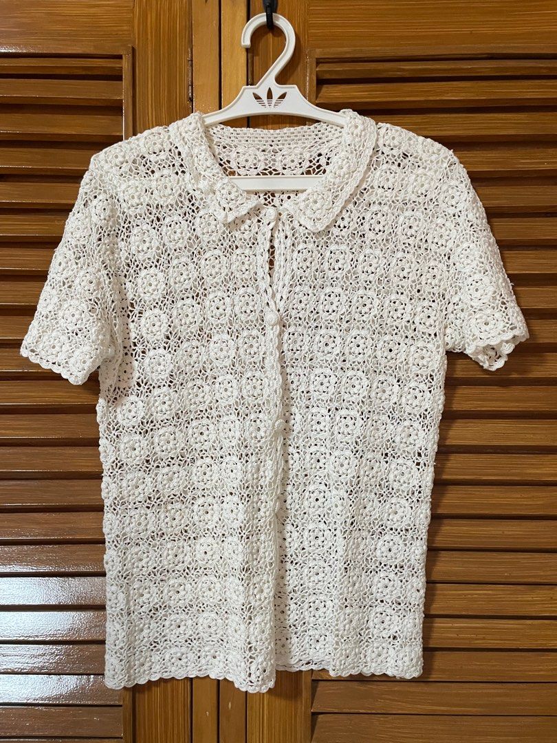 crochet button down top (Category: Blouses) located in Las Pinas. Submitted by anitza (Listing ID 1238881807, Image 1). Description: — very unique !!! — this is thrifted :) — thick — never used, idk how to style it.. kinda an impulse buy hehe fits s-m !!.