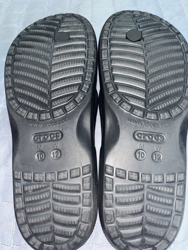 Crocs Iconic comfort slippers, Men's Fashion, Footwear, Flipflops and ...