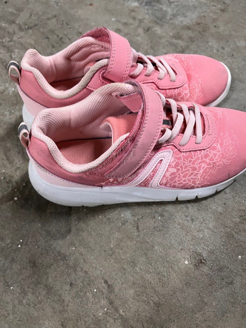 Scarpe best sale skechers decathlon