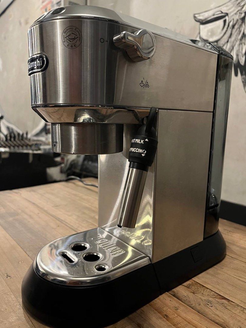 De'Longhi Dedica Espresso Machine (ECM685), TV & Home Appliances, Kitchen Appliances, Coffee