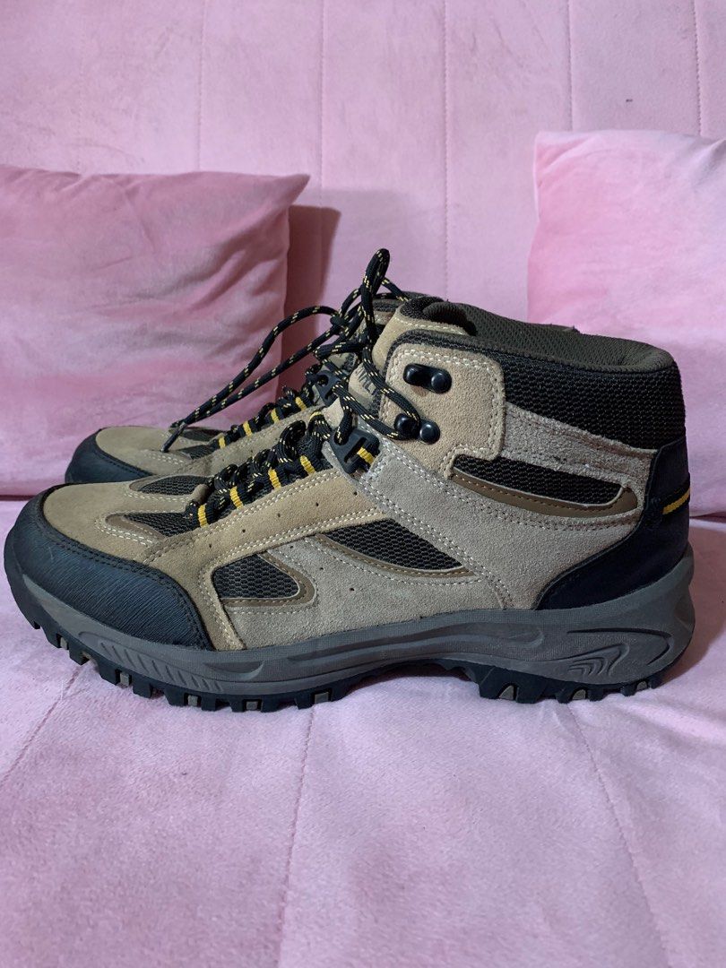 Denali outdoor shoes Men s Fashion Footwear Boots on Carousell