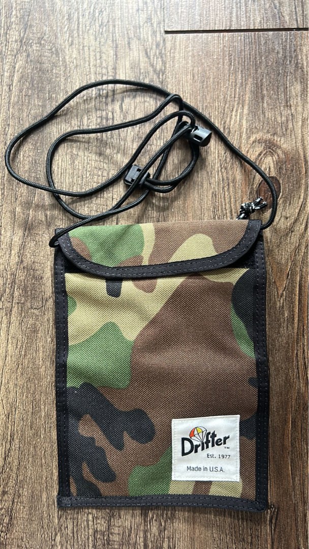 ADDICT SWIFT CAMO 大容量BAG 迷彩 袋