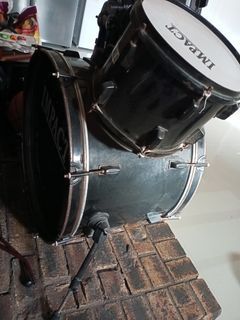 Drum kit