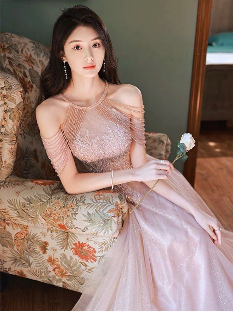 Evening gown in light pink colour Women s Fashion Dresses Sets