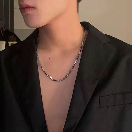 Mens collar necklace top