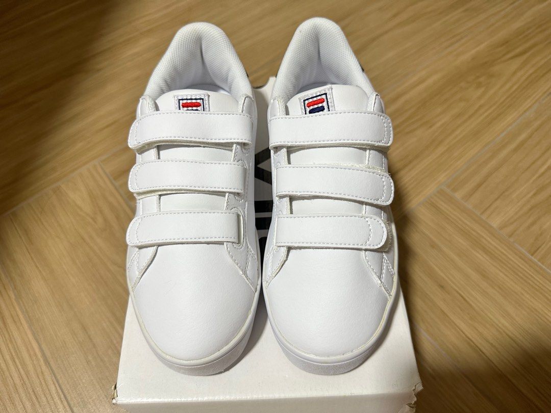 Fila Court Deluxe Women s Fashion Footwear Sneakers on Carousell