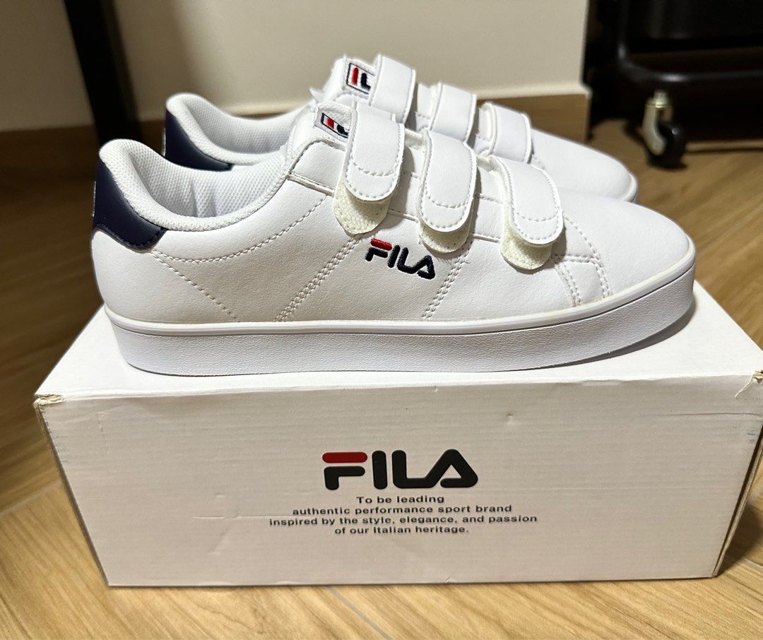 Fila Court Deluxe Women s Fashion Footwear Sneakers on Carousell