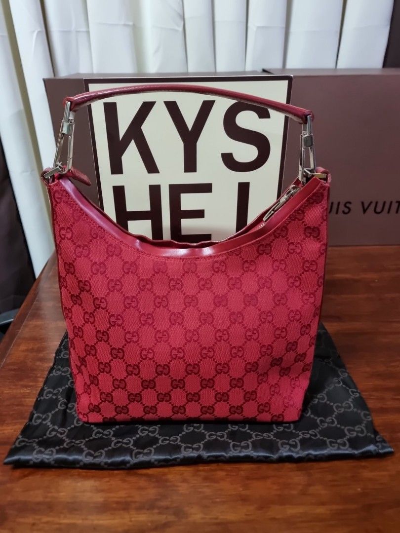 Gucci red canvas bag store