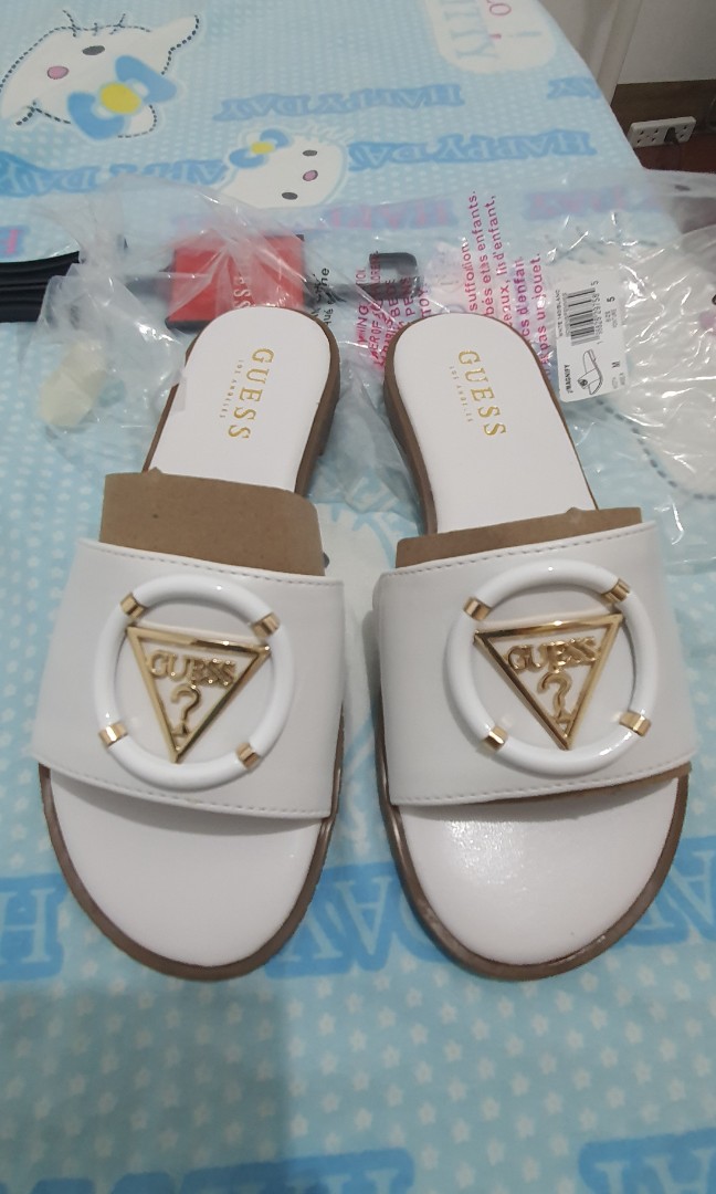 guess slides on Carousell