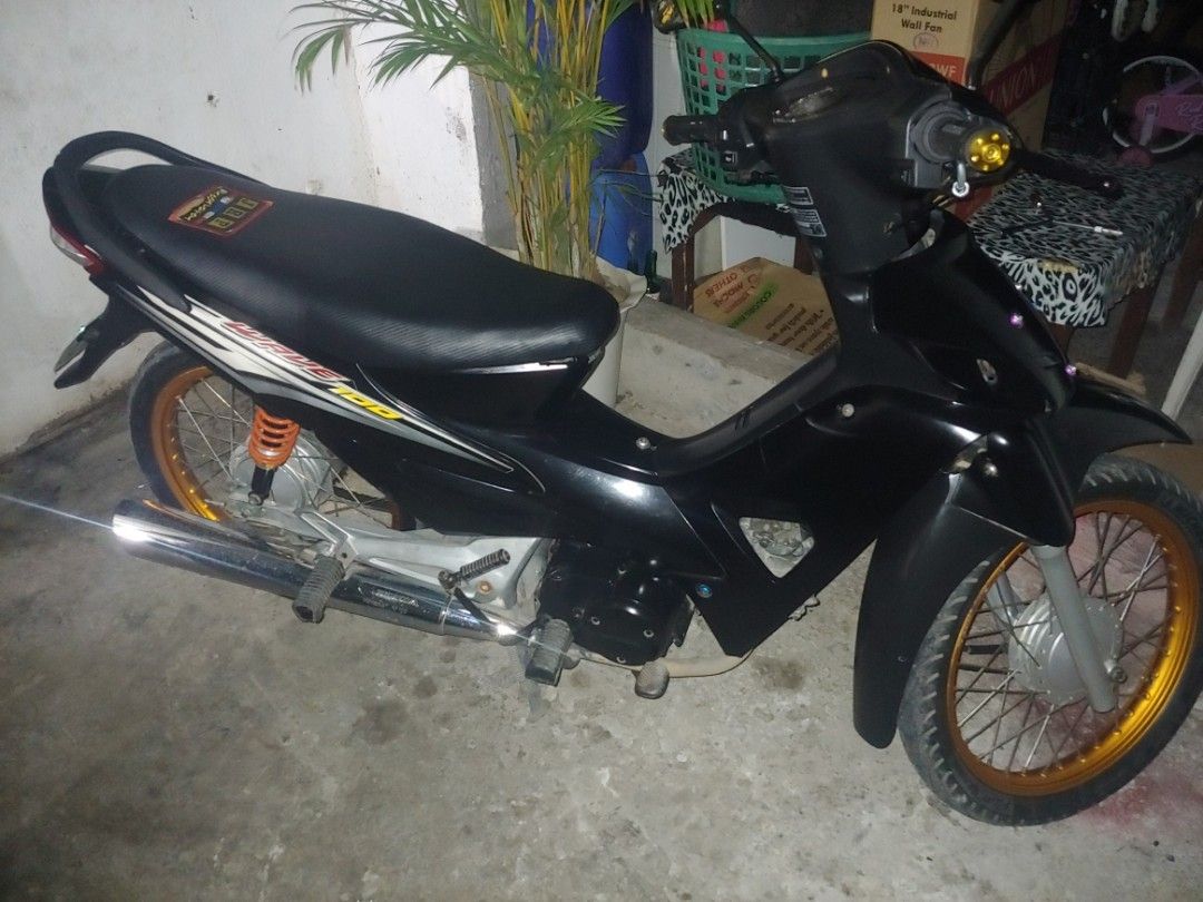 Honda Wave 100r on Carousell