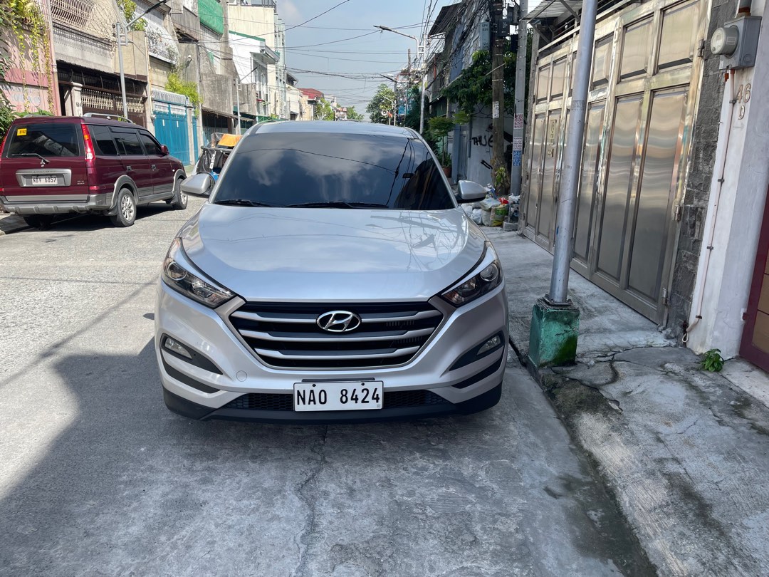 Hyundai Tucson 2 0 Crdi Auto On Carousell Hyundai Tucson 2 0 Crdi Auto On Carousell