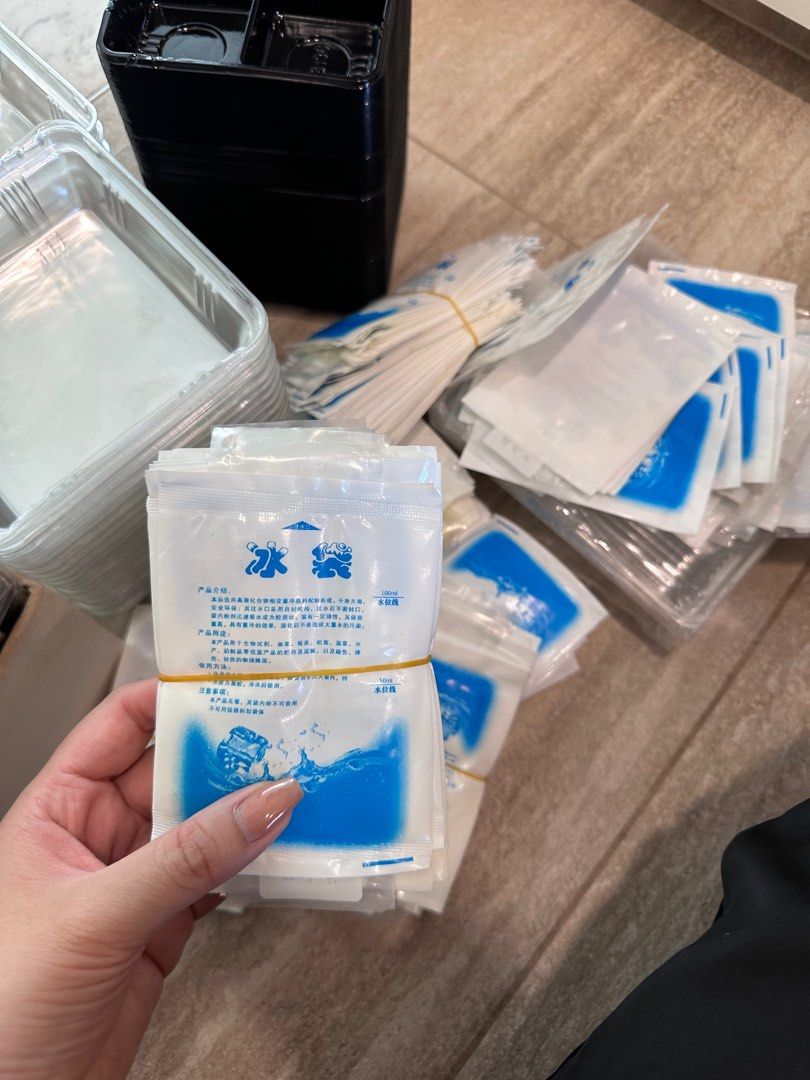 Ice Pack Bags, Food & Drinks, Chilled & Frozen Food on Carousell