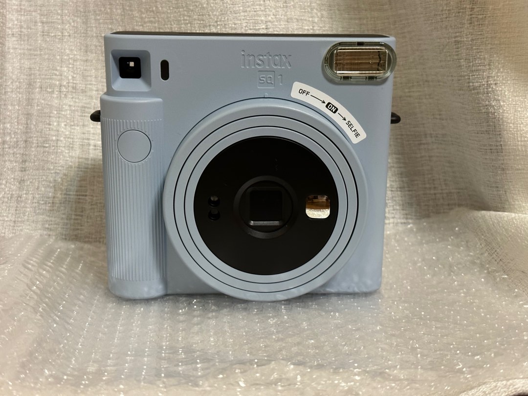 暑假必備 instax SQUARE SQ1 方形拍立得相機和十張新底片, 相機