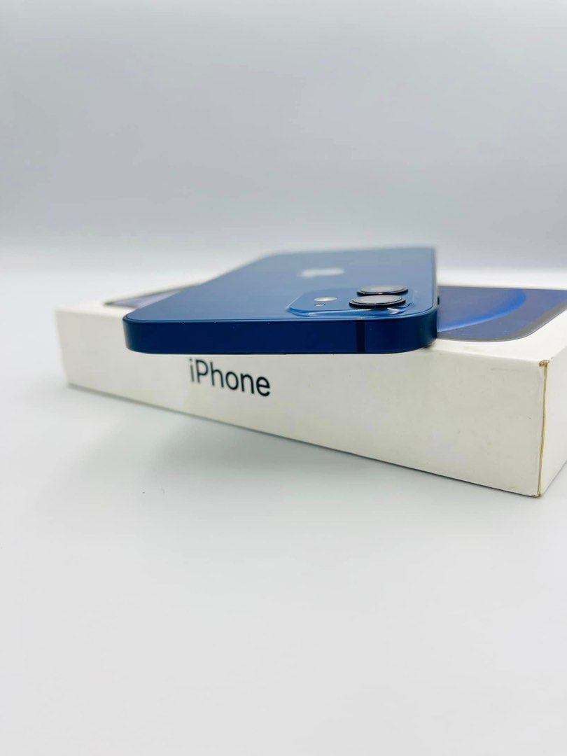 iPhone 12 128gb (Category: iPhone 12 Series) located in Manila. Submitted by TekiCashGadgetsph (Listing ID 1238955888, Image 2). Description: (FU) Openline any sim work - Orig IPhone not fake Box and cord only 2ndhand (slightly used) Good as new not abused! Presentable •Original Lcd • no issue hidden issues • no apple id / iCloud id • Good batthealth • Good cam front/back • Good Performance • Good face id • Good use / plug & play ! • True-tone wo