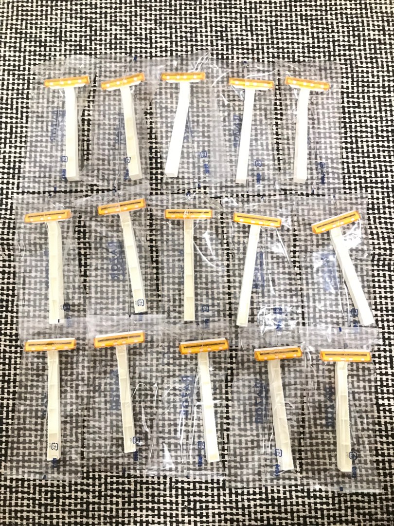Japan Surplus Razor 15pcs for 100 pesos only on Carousell