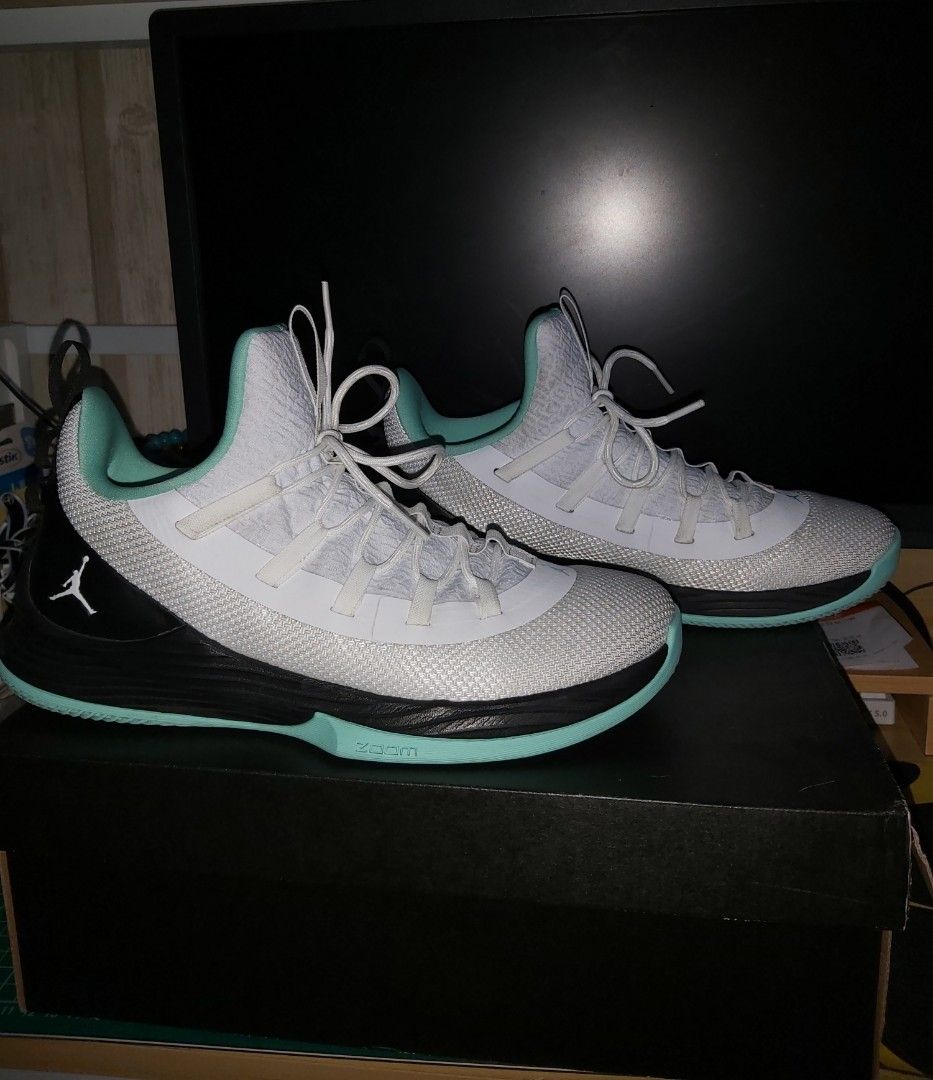 Jordan ultra fly 2 low on feet shop