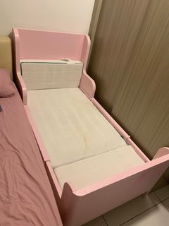 (Category: ) located in . Submitted by ikea.thrift (Listing ID 1238808739, Image 1). Description: .
