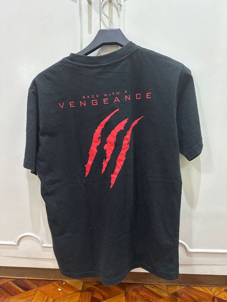 Klipsch SG Ambassador shirt (Category: Tshirts & Polo Shirts ) located in Quezon City. Submitted by raffri (Listing ID 1238844336, Image 3). Description: Klipsch SG Ambassador shirt SZ M Amazing graphic on the back. Very vibrant red. Klipsch has a cool design and this is a great black tee. .