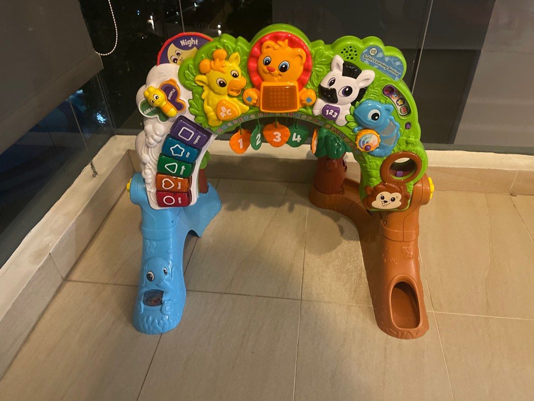 Vtech safari top learning station