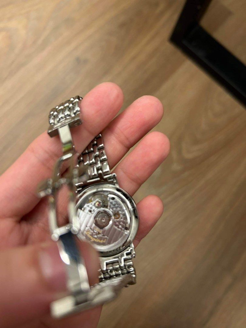 LONGINES PRESENCE LADIES 30MM (Category: Luxury Watches) located in Paranaque City. Submitted by msjam63 (Listing ID 1238851864, Image 2). Description: Longines Presence Automatic Almost new Bought at Longines Solaire Includes International Warranty Card Has extra links for larger wrist Negotiable for sure buyers with reasonable offers.