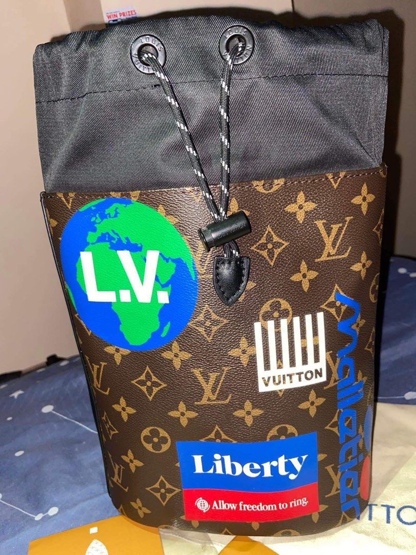 Louis Vuitton Pre-owned Monogram Chalk Sling Bag