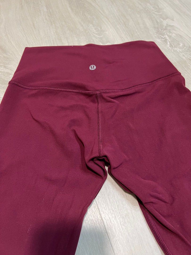 BNWT Lululemon Align HR Crop Leggings 21 Size 4 Love Red, Women's Fashion,  Activewear on Carousell