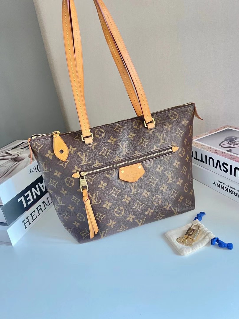 Louis Vuitton Lena Pm Tote Bag