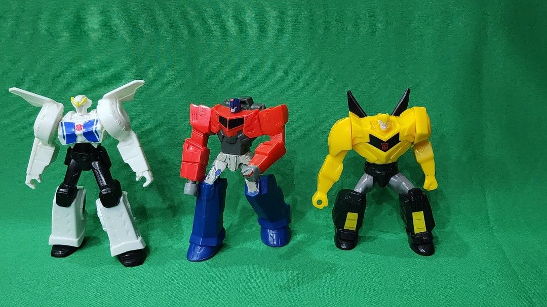 Transformers robots in shop disguise mcdonalds