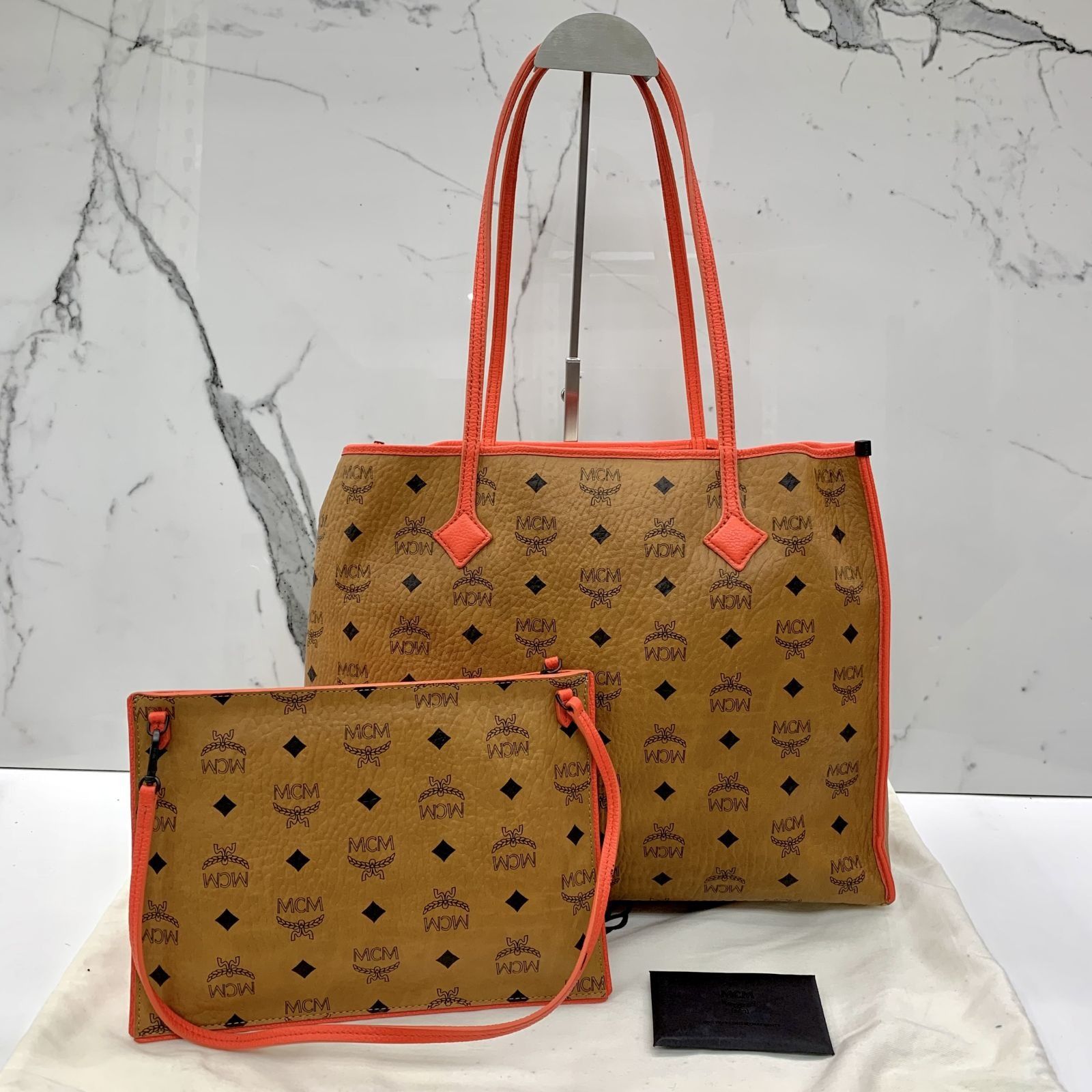 Mcm tote bag with pouch discount