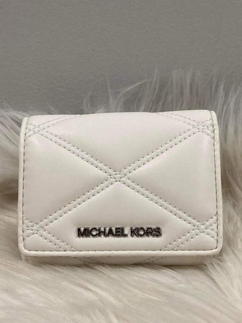 MK Trifold Wallet (Category: Luxury Bags & Wallets) located in Mabalacat. Submitted by maiyasluxurybagshoppe (Listing ID 1238887391, Image 2). Description: .